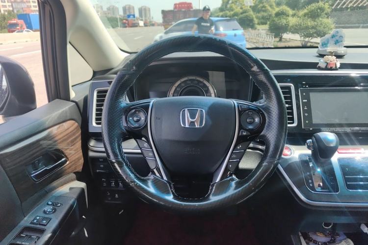 Used Honda Elysion 2016 2.4L Supreme Edition Steering Wheel