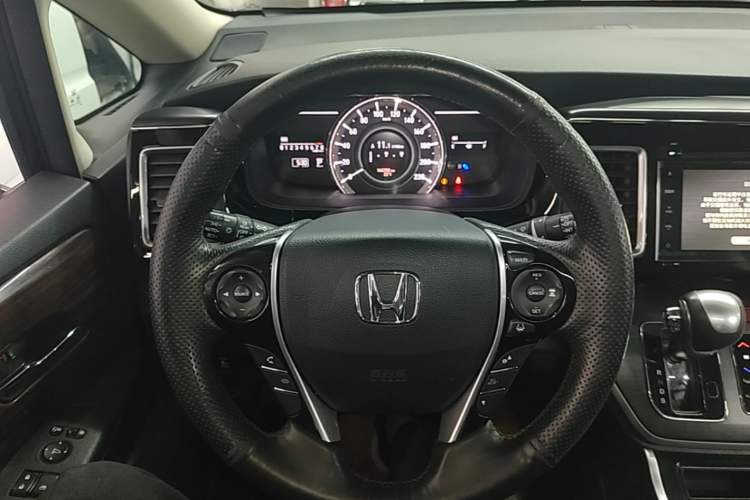 Used Honda Elysion 2016 2.4L Supreme Edition Steering Wheel
