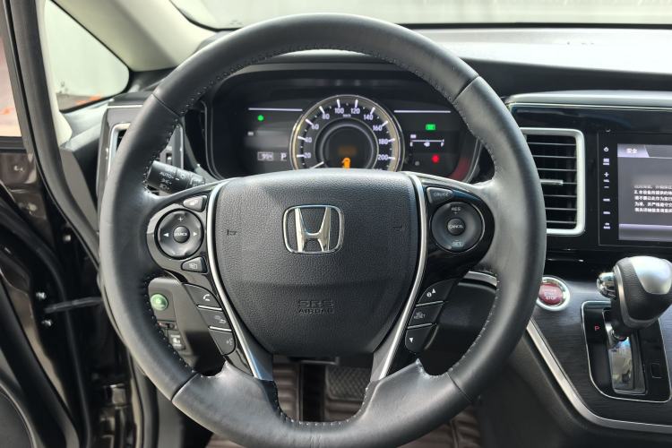 Used Honda Elysion 2016 2.4L Luxury Edition Steering Wheel