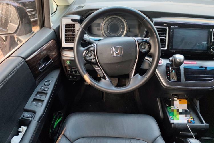 Used Honda Elysion 2016 2.4L Style Edition Steering Wheel