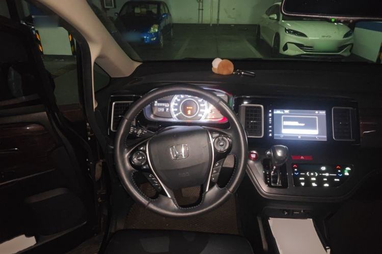 Used Honda Elysion 2016 2.4L Luxury Edition Steering Wheel