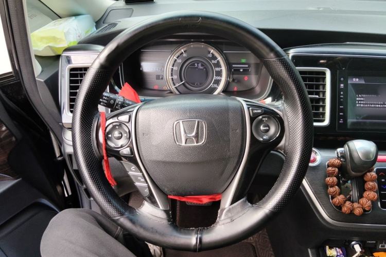 Used Honda Elysion 2016 2.4L Comfort Edition Steering Wheel