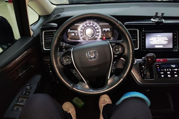 Used Honda Elysion 2016 2.4L Supreme Edition Steering Wheel