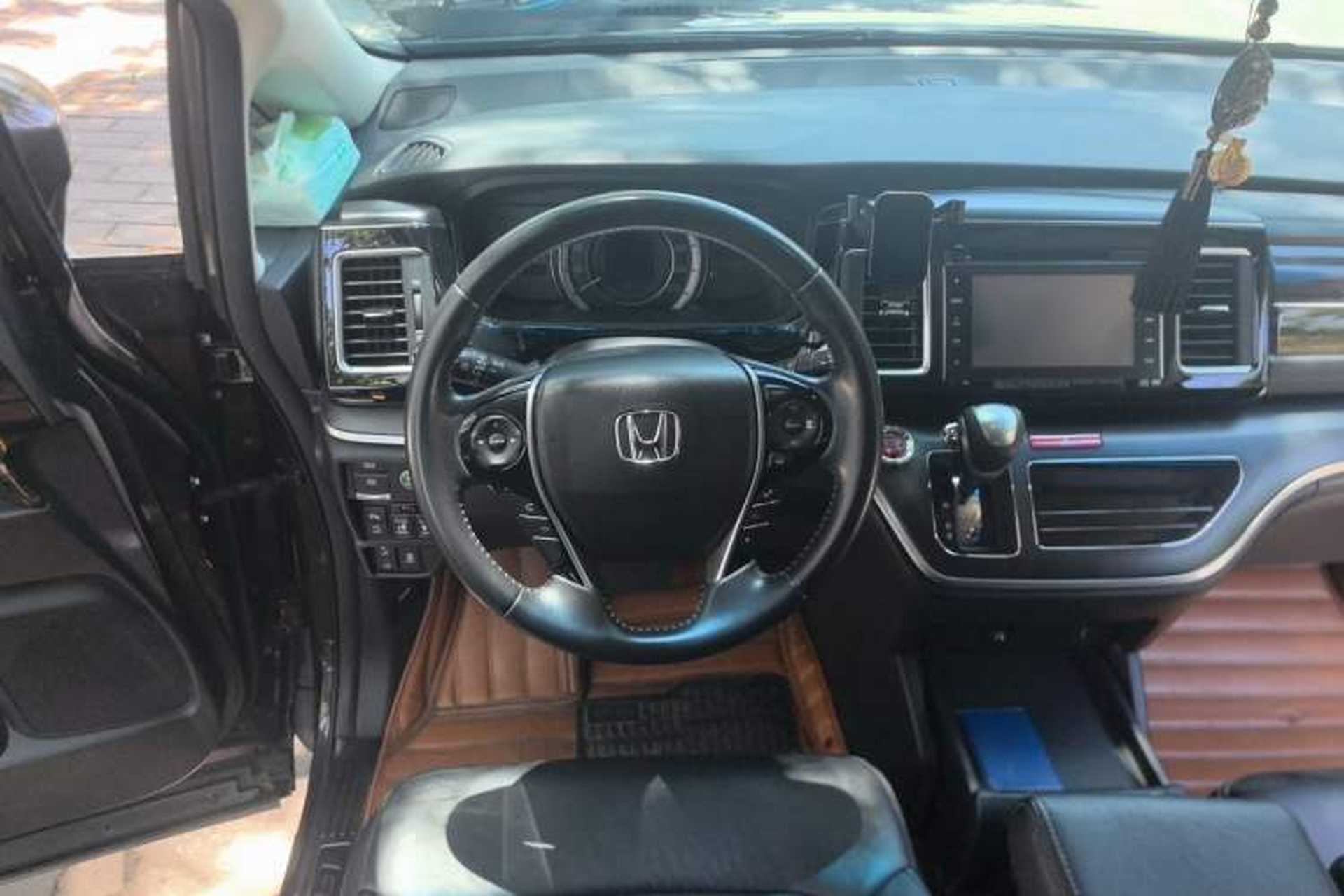 Used Honda Elysion 2016 2.4L Supreme Edition Steering Wheel