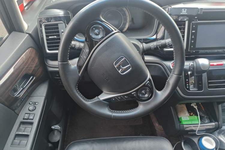 Used Honda Elysion 2016 2.4L Supreme Edition Steering Wheel