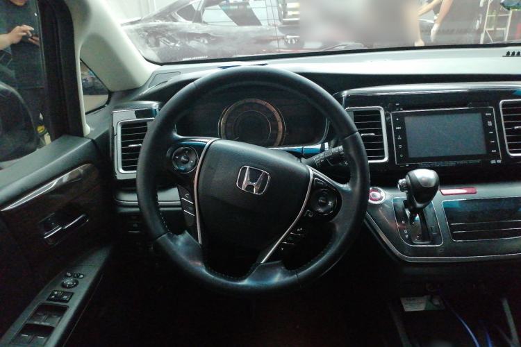 Used Honda Elysion 2016 2.4L Supreme Edition Steering Wheel