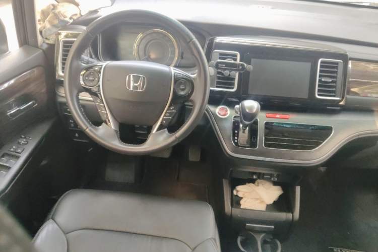 Used Honda Elysion 2016 2.4L Luxury Edition Steering Wheel