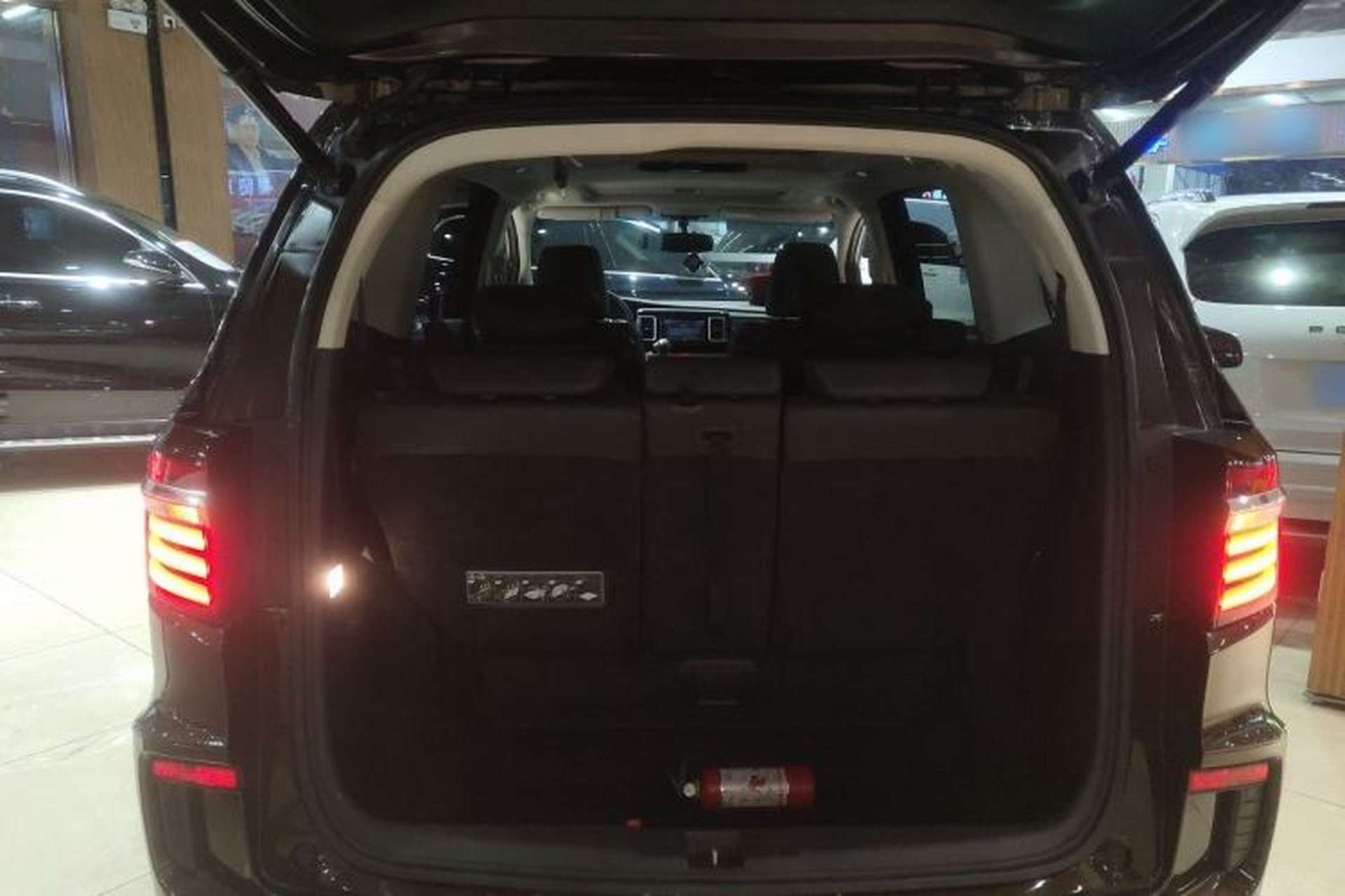 Used Honda Elysion 2016 2.4L Luxury Edition Trunk