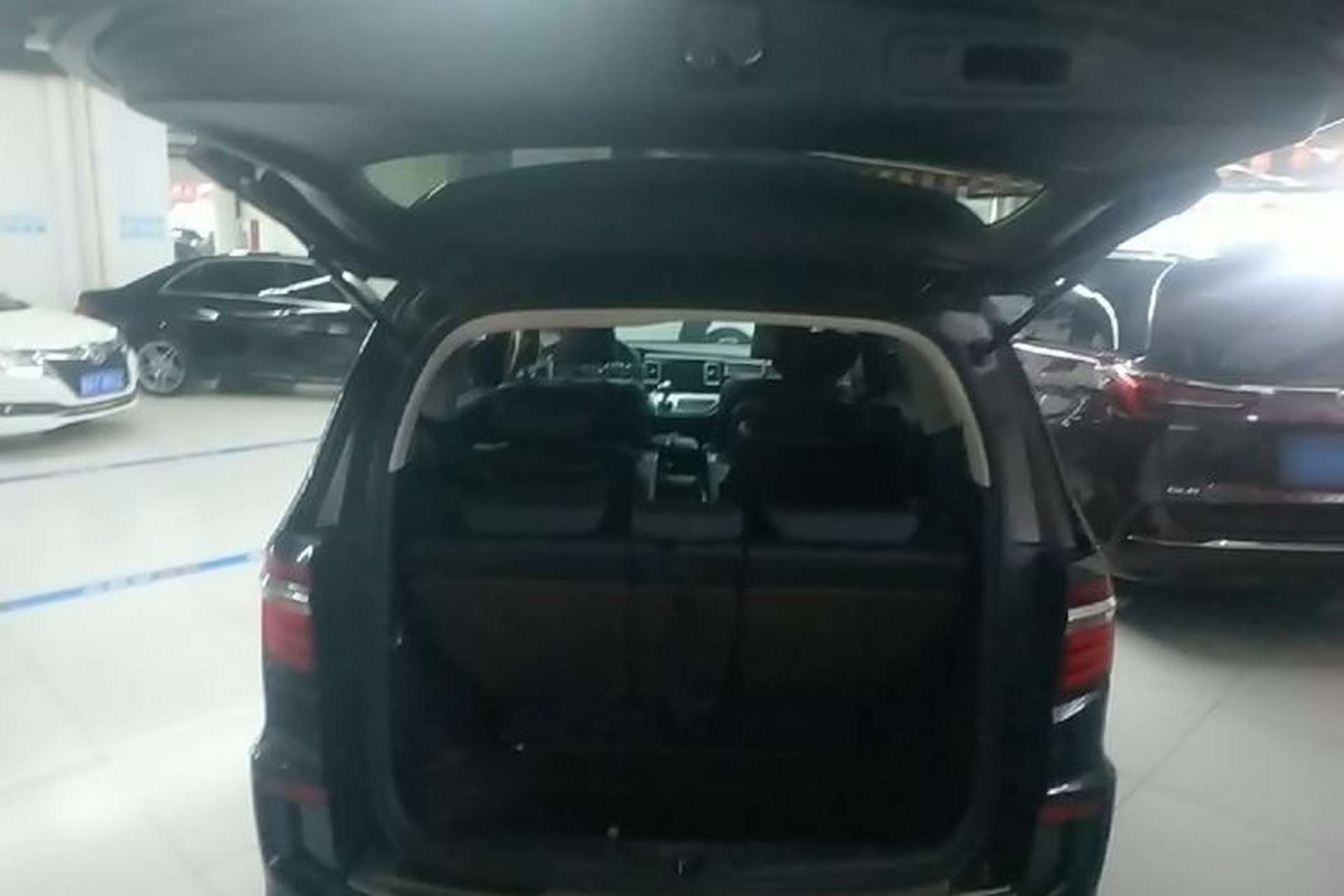 Used Honda Elysion 2016 2.4L Luxury Edition Trunk