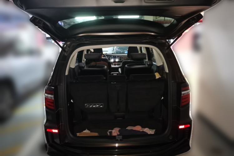 Used Honda Elysion 2016 2.4L Comfort Edition Trunk