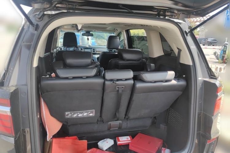Used Honda Elysion 2016 2.4L Supreme Edition Trunk