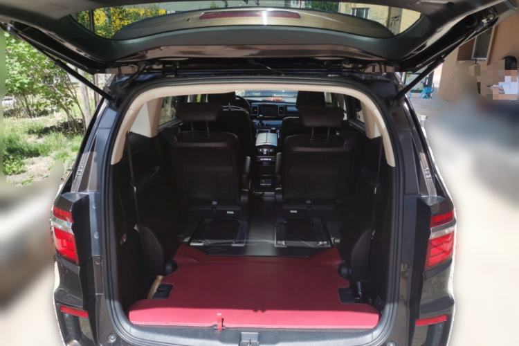 Used Honda Elysion 2016 2.4L Style Edition Trunk