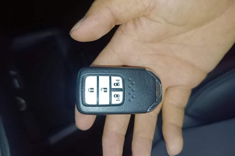 Used Honda Elysion 2016 2.4L Style Edition Vehicle Key