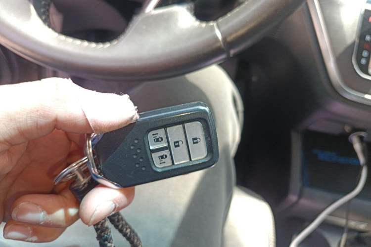 Used Honda Elysion 2016 2.4L Supreme Edition Vehicle Key