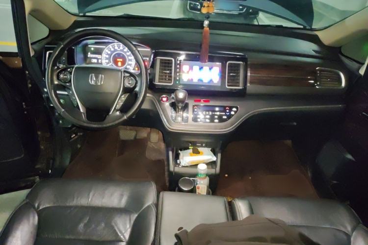 Used Honda Elysion 2016 2.4L Luxury Edition Center Console