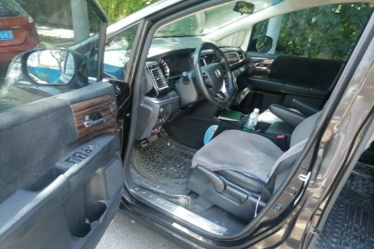 Used Honda Elysion 2016 2.4L Classic Edition Driver Seat