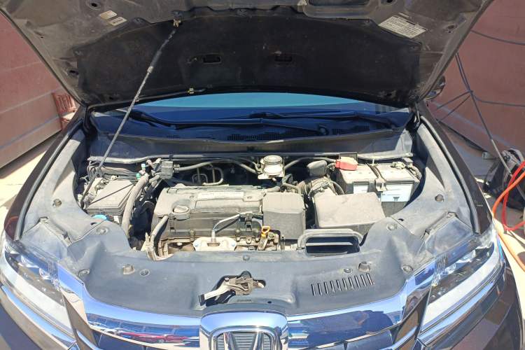 Used Honda Elysion 2016 2.4L Luxury Edition Engine Bay