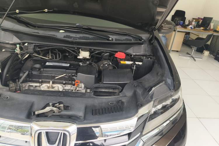 Used Honda Elysion 2016 2.4L Luxury Edition Engine Bay Left