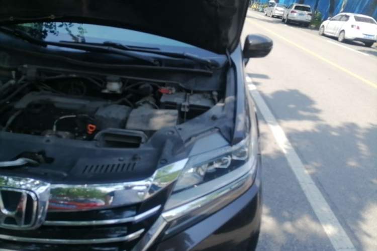 Used Honda Elysion 2016 2.4L Classic Edition Engine Bay Left