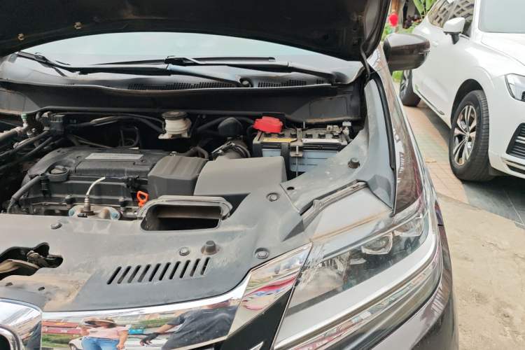 Used Honda Elysion 2016 2.4L Style Edition Engine Bay Left