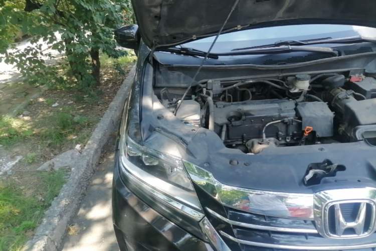 Used Honda Elysion 2016 2.4L Classic Edition Engine Bay Right
