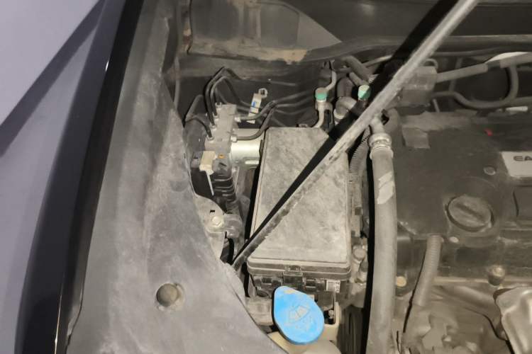 Used Honda Elysion 2016 2.4L Style Edition Engine Bay Right