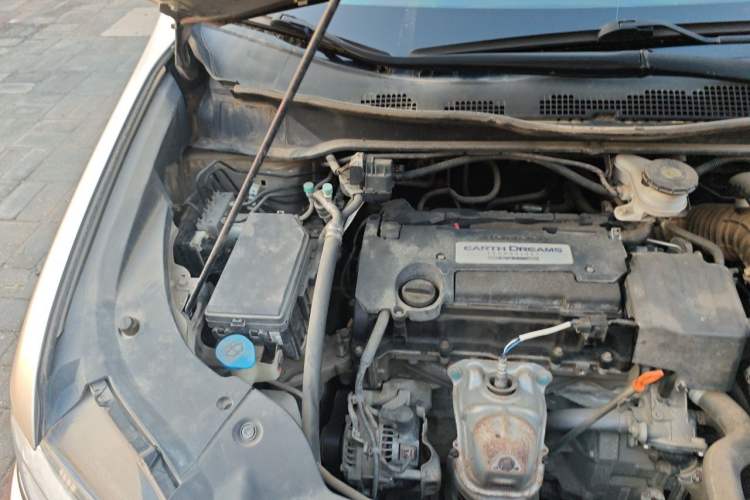 Used Honda Elysion 2016 2.4L Luxury Edition Engine Bay Right