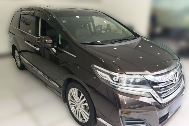 Used Honda Elysion 2016 2.4L Luxury Edition Front Right 45 Deg