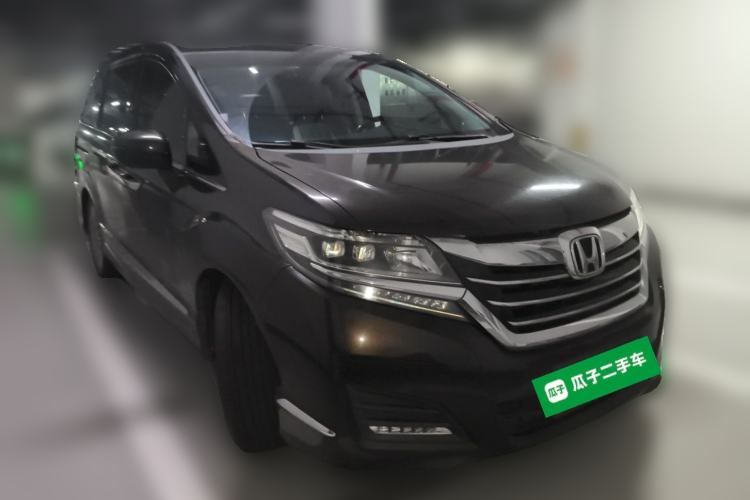 Used Honda Elysion 2016 2.4L Style Edition Front Right 45 Deg
