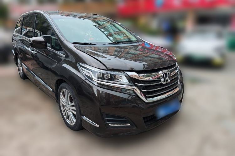 Used Honda Elysion 2016 2.4L Style Edition Front Right 45 Deg