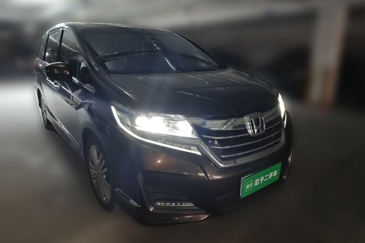 Used Honda Elysion 2016 2.4L Comfort Edition Front Right 45 Deg