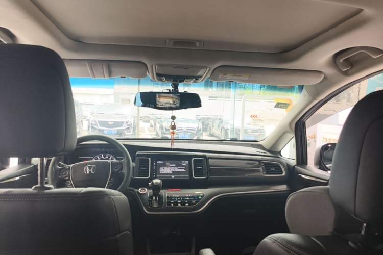 Used Honda Elysion 2016 2.4L Luxury Edition Headliner