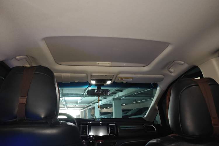 Used Honda Elysion 2016 2.4L Comfort Edition Headliner