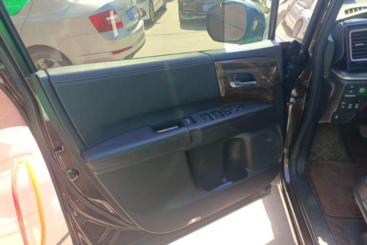 Used Honda Elysion 2016 2.4L Luxury Edition Left Front Door Interior