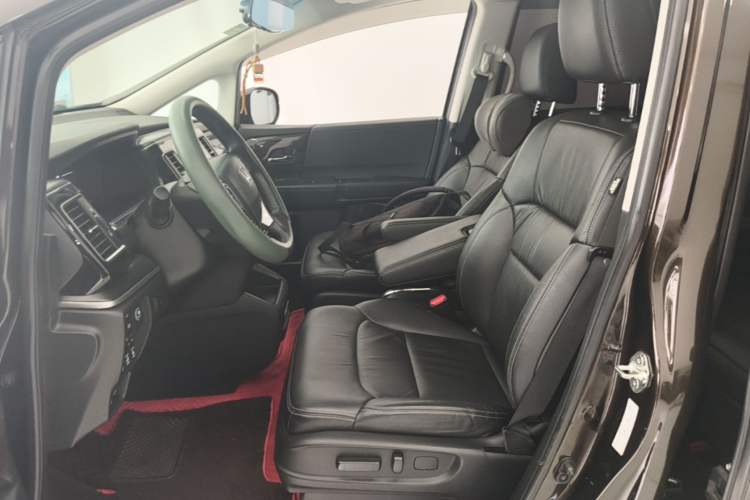 Used Honda Elysion 2016 2.4L Luxury Edition Left Front Seat