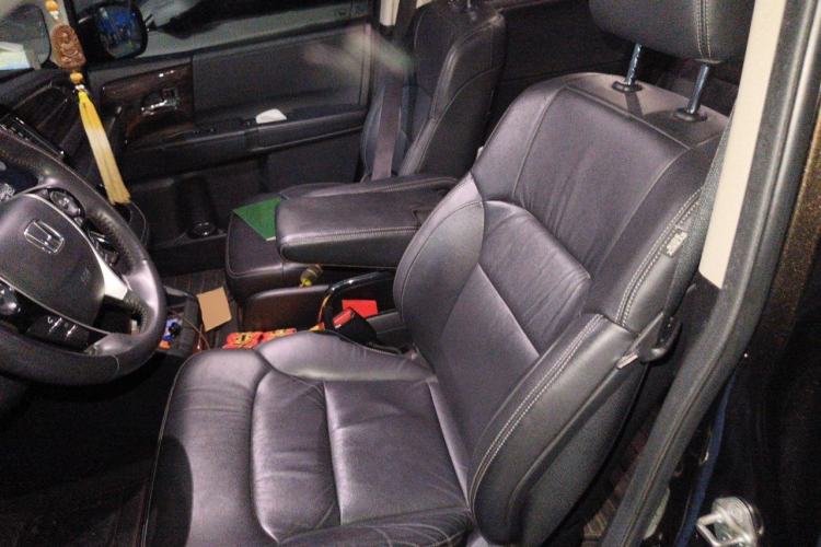 Used Honda Elysion 2016 2.4L Supreme Edition Left Front Seat