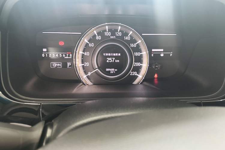 Used Honda Elysion 2016 2.4L Luxury Edition Odometer Close Up