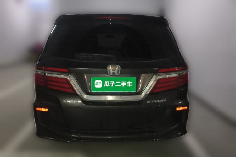 Used Honda Elysion 2016 2.4L Style Edition Rear