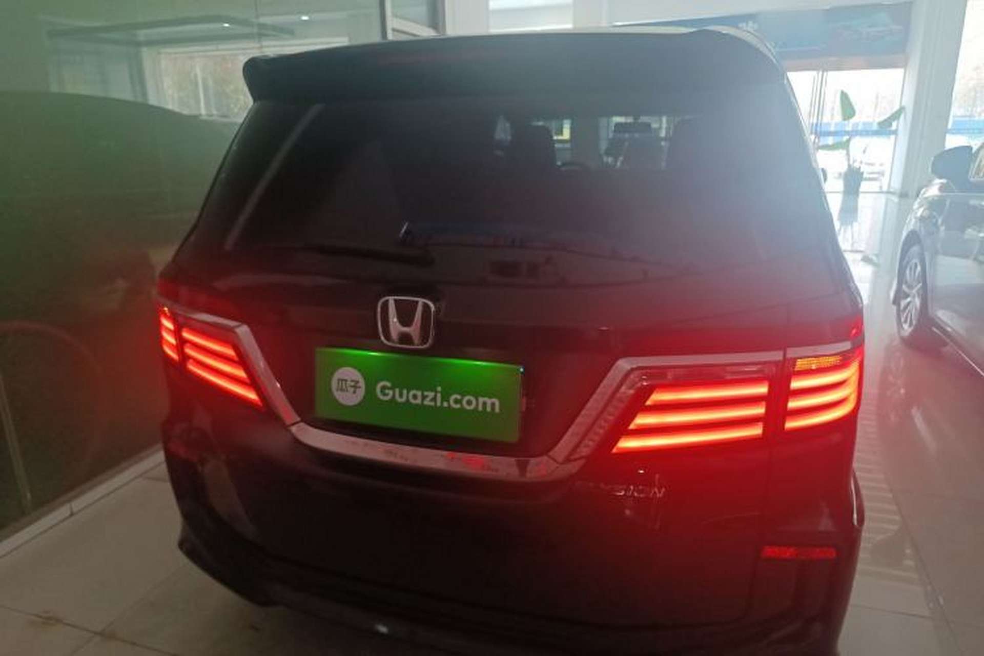 Used Honda Elysion 2016 2.4L Style Edition Rear