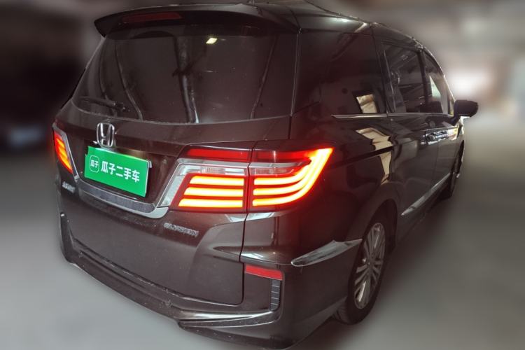 Used Honda Elysion 2016 2.4L Comfort Edition Rear Right 45 Deg