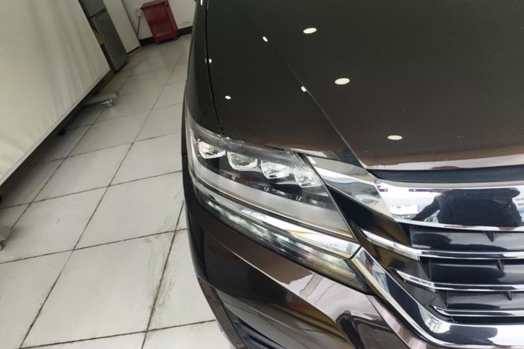 Used Honda Elysion 2016 2.4L Luxury Edition Right Front Headlight