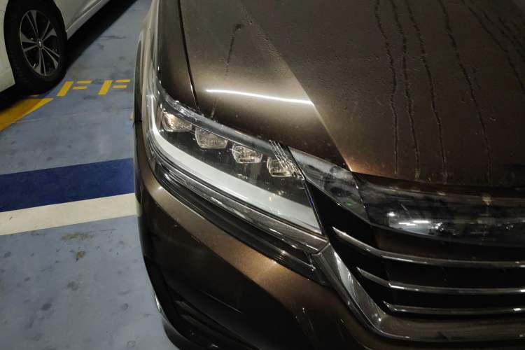 Used Honda Elysion 2016 2.4L Luxury Edition Right Front Headlight