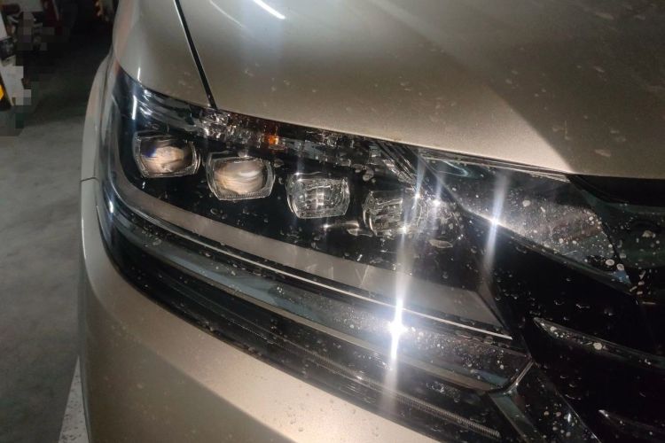 Used Honda Elysion 2016 2.4L Luxury Edition Right Front Headlight