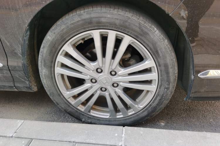Used Honda Elysion 2016 2.4L Luxury Edition Right Front Wheel Hub