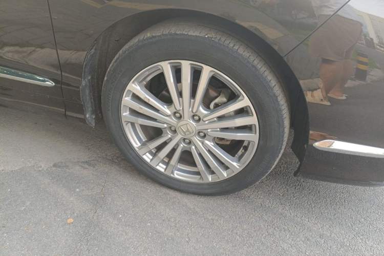 Used Honda Elysion 2016 2.4L Supreme Edition Right Front Wheel Hub