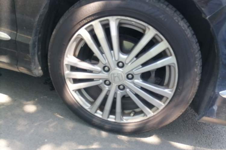 Used Honda Elysion 2016 2.4L Classic Edition Right Front Wheel Hub