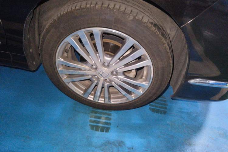 Used Honda Elysion 2016 2.4L Supreme Edition Right Front Wheel Hub