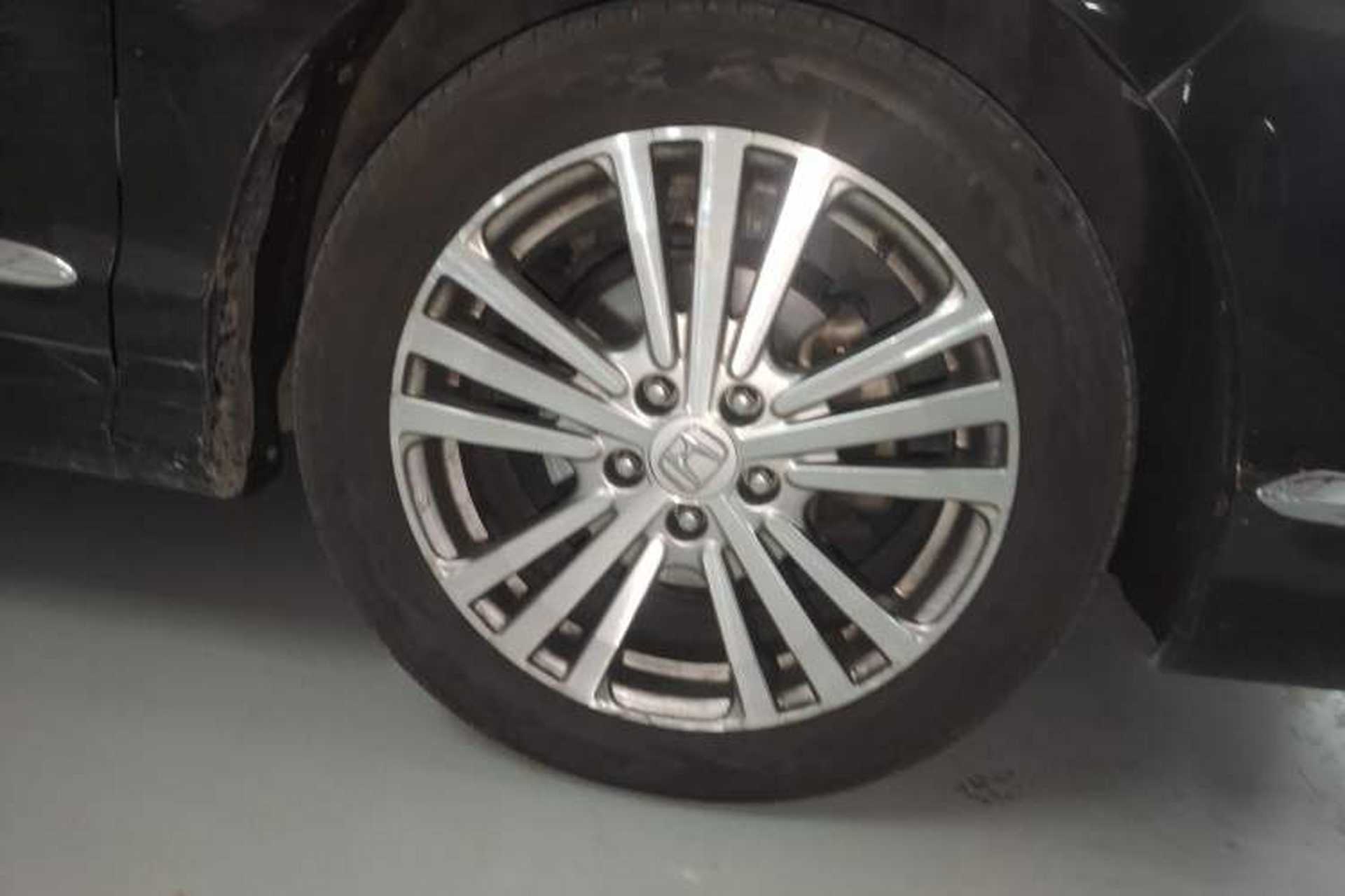Used Honda Elysion 2016 2.4L Luxury Edition Right Front Wheel Hub