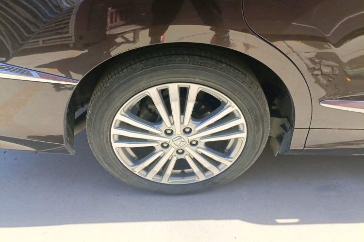 Used Honda Elysion 2016 2.4L Luxury Edition Right Rear Wheel Hub