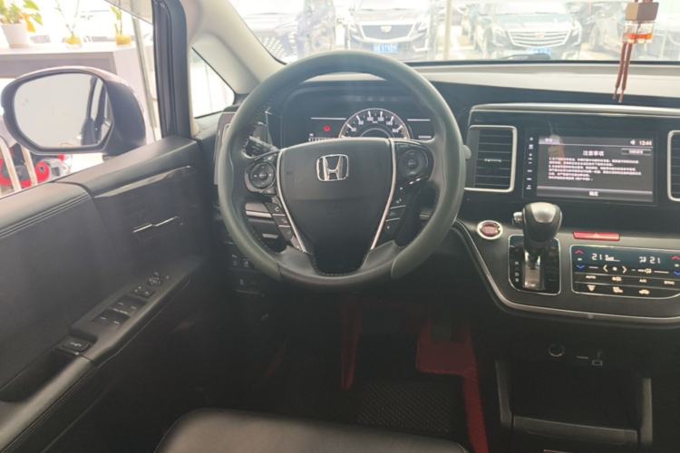 Used Honda Elysion 2016 2.4L Luxury Edition Steering Wheel